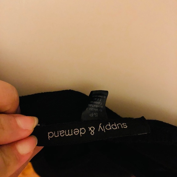 Supply & Demand Romantic Off Shoulder Top - Picture 7 of 7